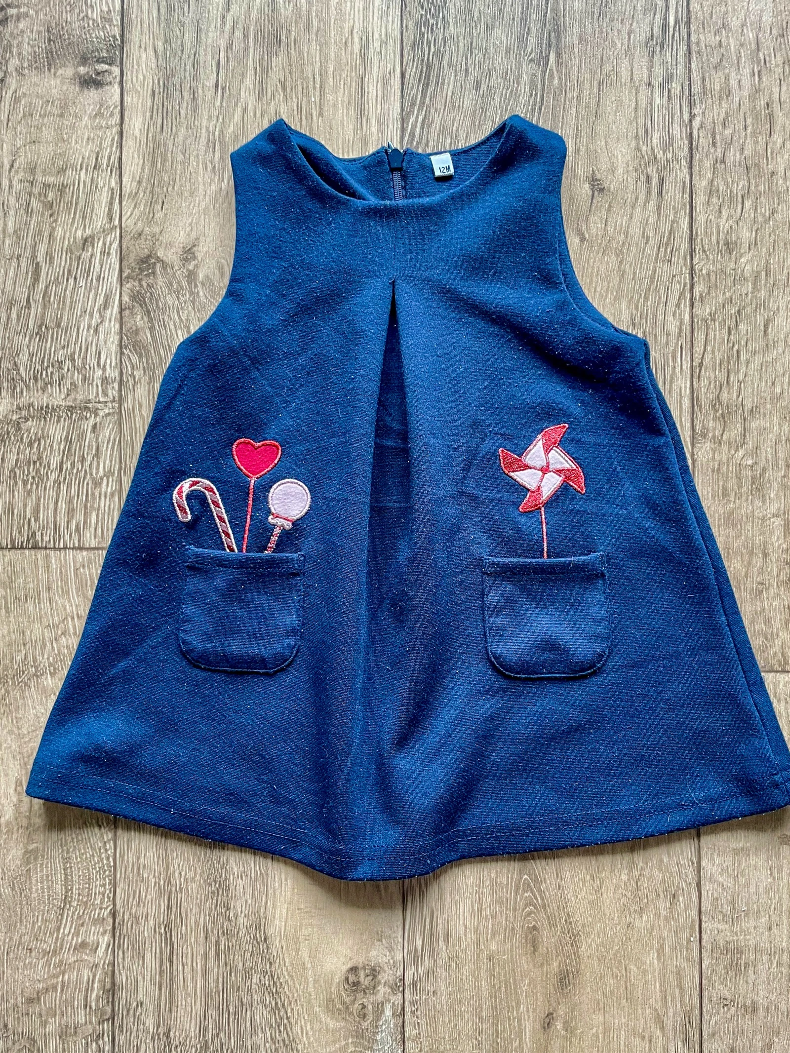 Robe bleue marine taille 12 mois 
